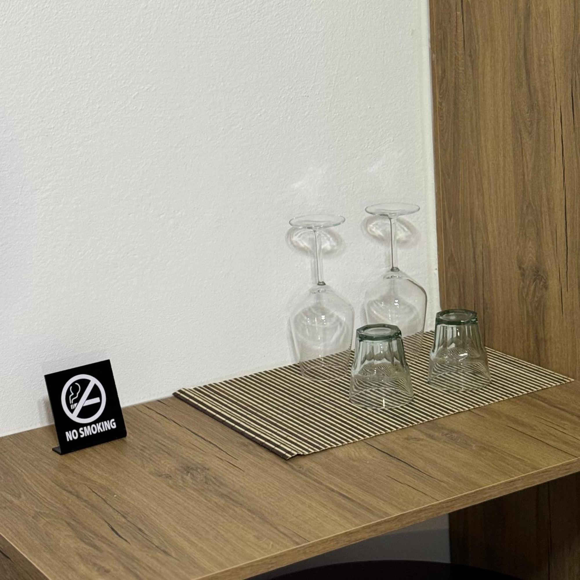 Vila Alizee Hotel Тирана Екстер'єр фото